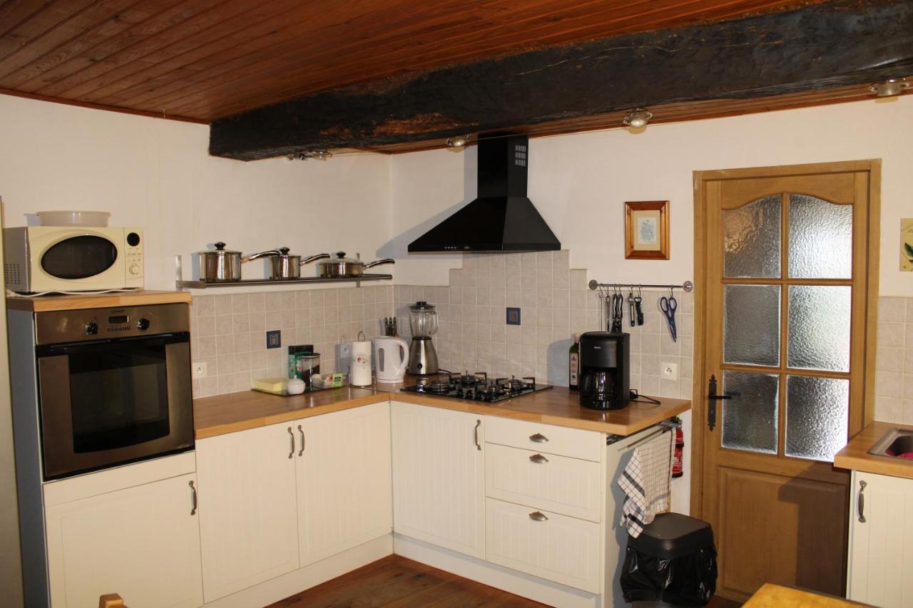 Le Chat Botte - Vankantiehuis In Languedoc-Roussillion Bed & Breakfast Routier Luaran gambar